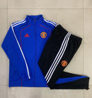 MANCHESTER UNITED II 25/26 SHORTS + SWEATSHIRT