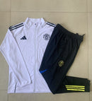 MANCHESTER UNITED IV 25/26 SHORTS + SWEATSHIRT